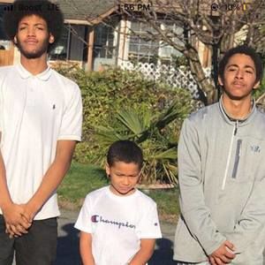 Meet your Posher, Nikia